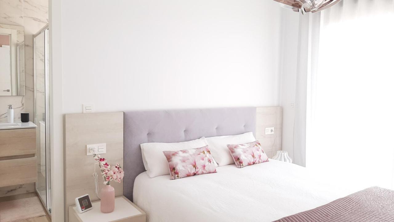 Villa Wilhelmina Torrevieja Esterno foto